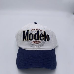 Modelo | Adjustable Buckle Hat